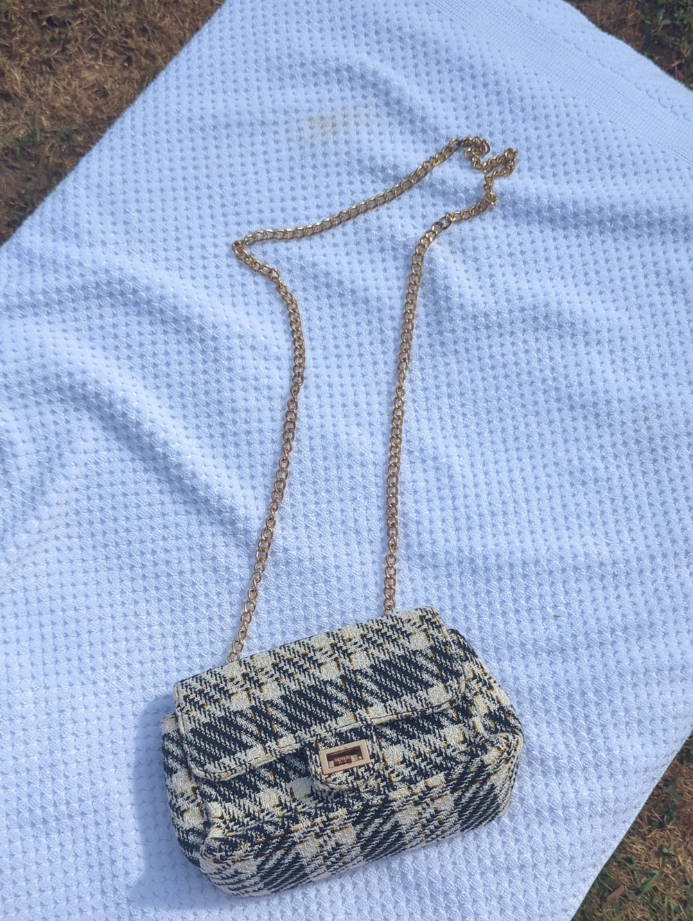 Plaid Mini Crossbody Bag with Gold Chain Strap - Black & Cream